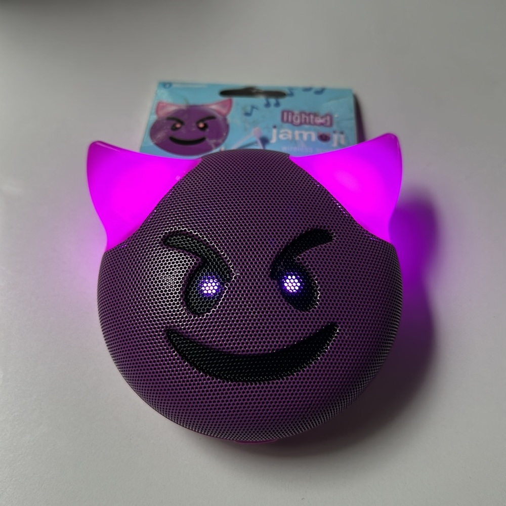 SALE: Jamoji wireless Bluetooth speaker